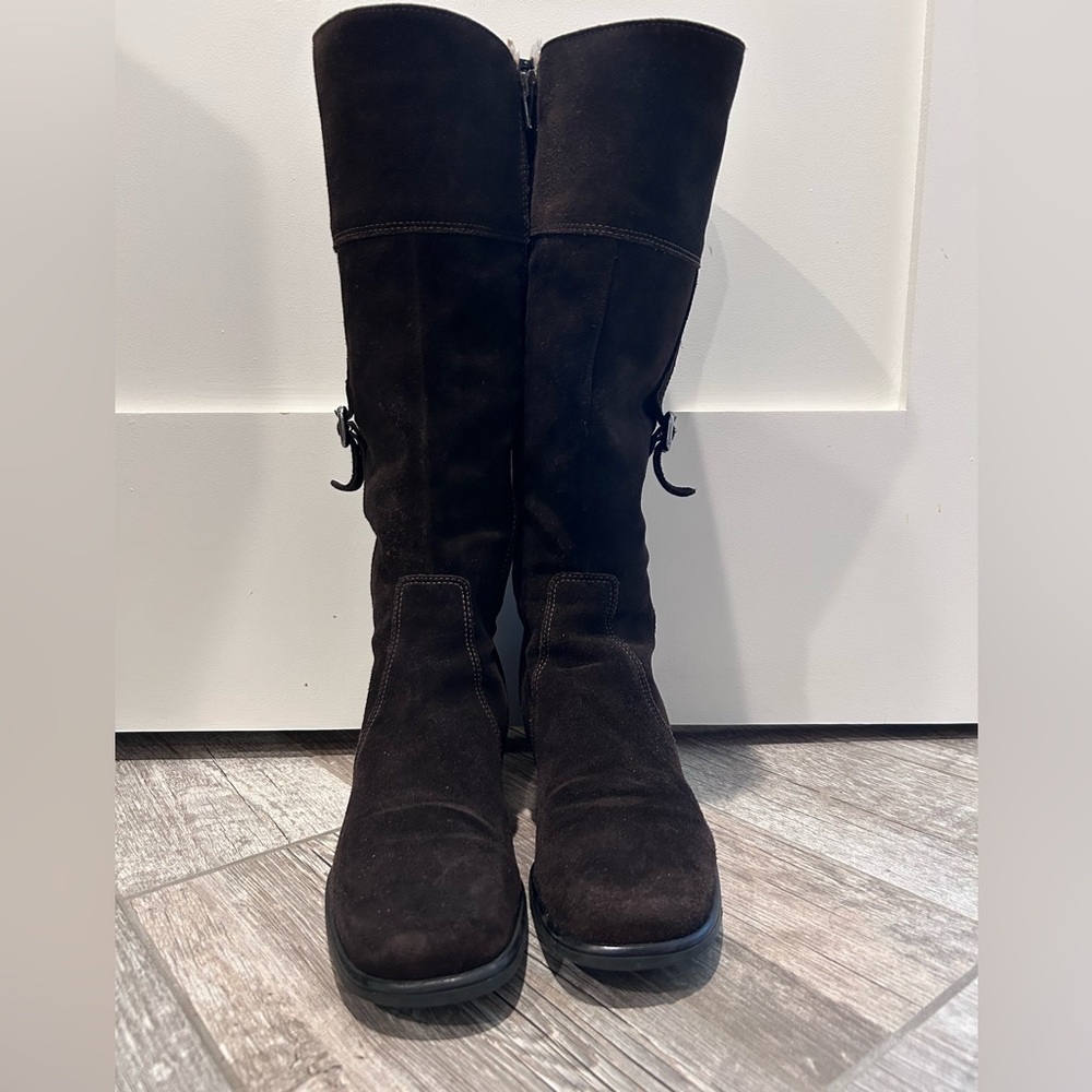 La Canadienne Brown Shoes